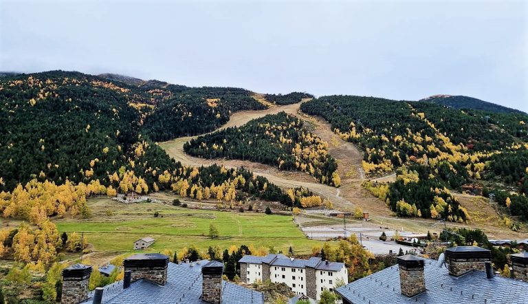GRIFO VACANCES – último fin de semana de octubre ven a disfrutar de Andorra antes de la temporada de invierno a precio promocional